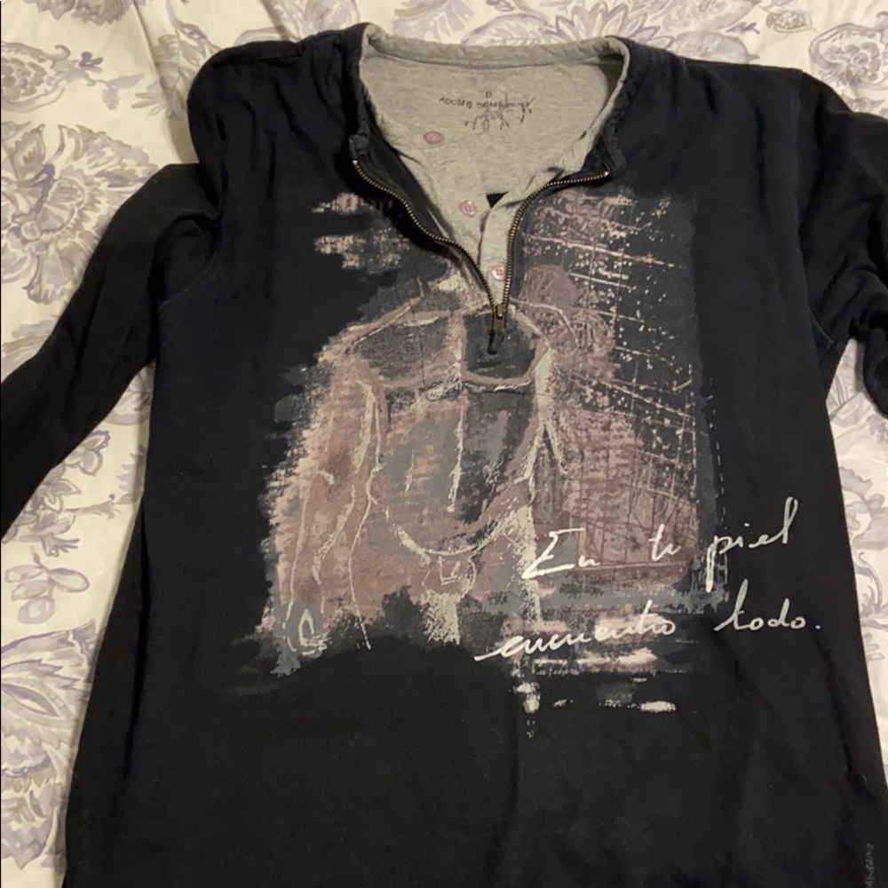Long sleeve shirt